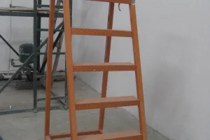 Mobile Staircase 3
