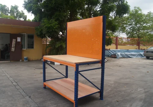 Workbench(8)